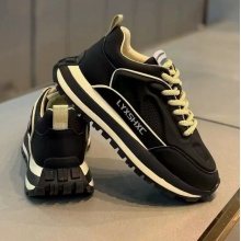 男鞋冬季潮流百搭休闲青少年皮面防水防滑运动厚底增高黑色老爹鞋